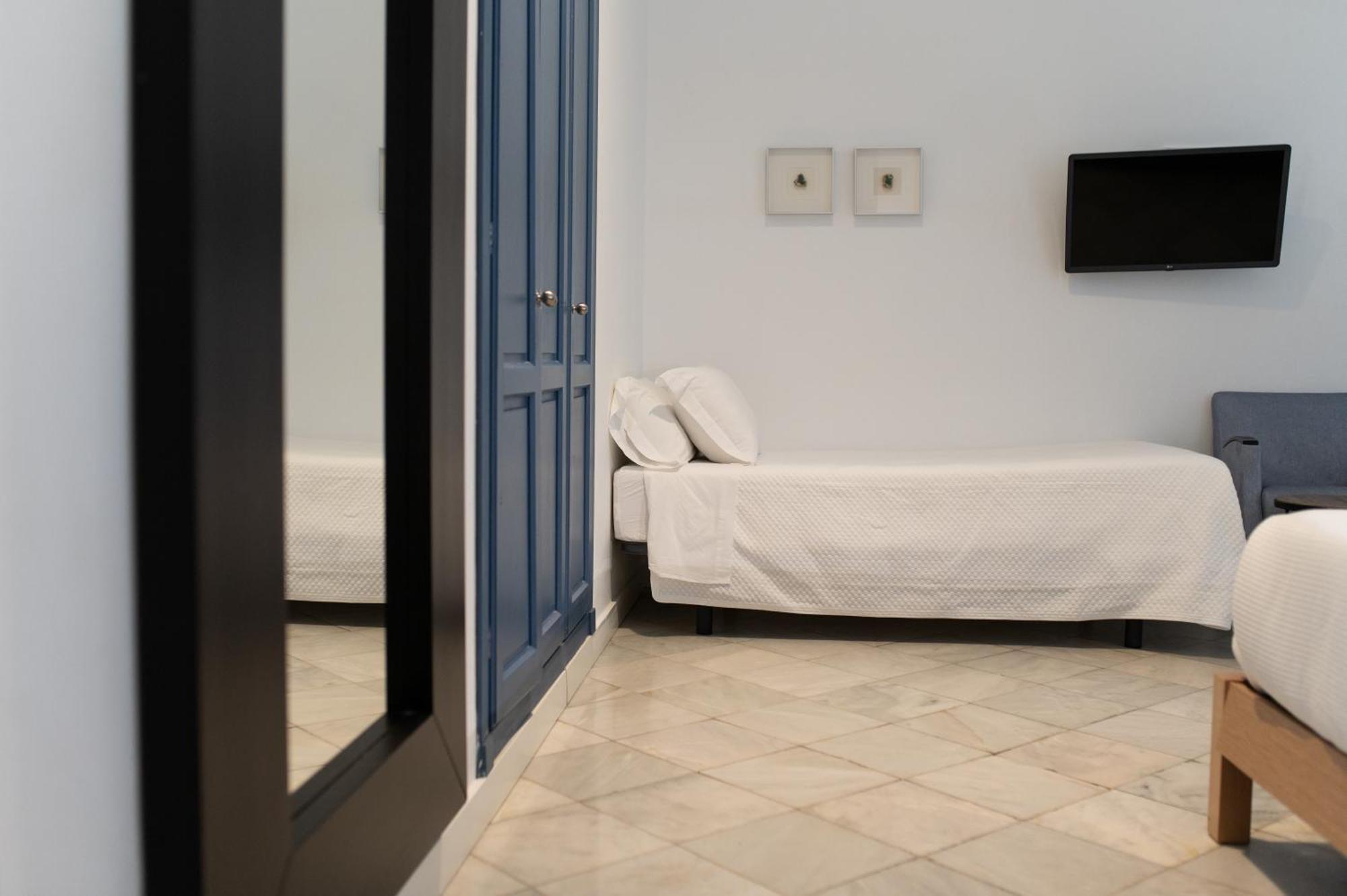 Apartahotel Siglo XIX Тарифа Екстериор снимка