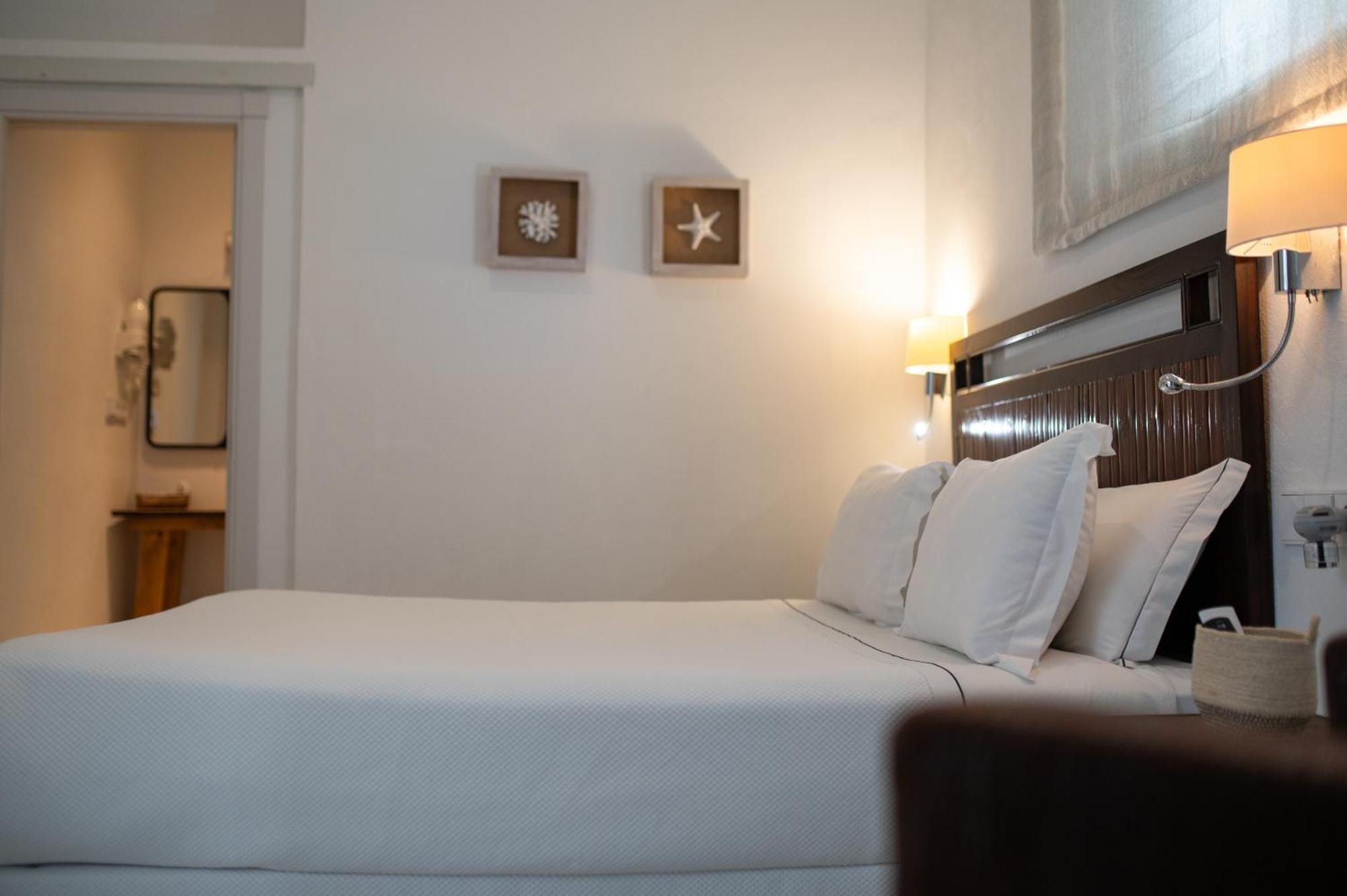 Apartahotel Siglo XIX Тарифа Екстериор снимка
